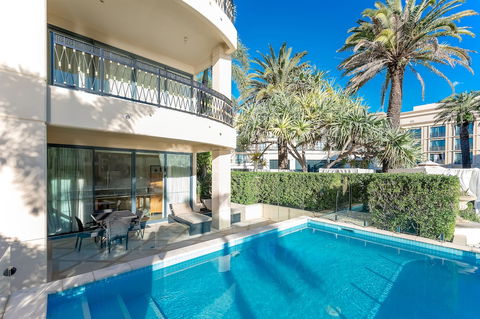 Palazzo Versace - Accommodation Gladstone 5