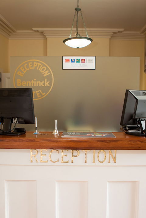 Quality Hotel Bentinck - Accommodation Gladstone 2
