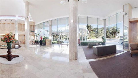 Stamford Grand North Ryde - Accommodation Gladstone 3