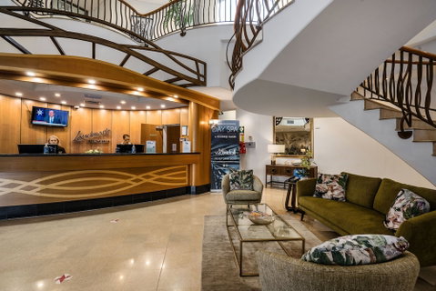 Landmark Resort - Accommodation Gladstone 2
