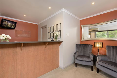 Ringwood Royale - Accommodation Gladstone 1