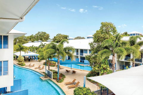 Silkari Lagoons Port Douglas - Accommodation Gladstone 1
