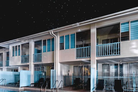 Silkari Lagoons Port Douglas - Accommodation Gladstone 5