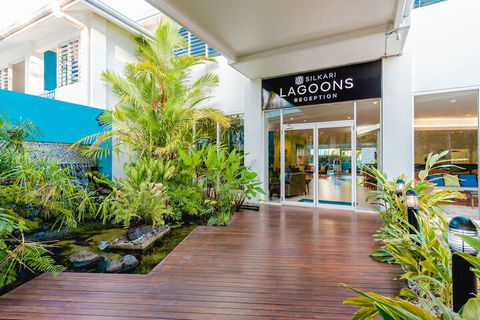 Silkari Lagoons Port Douglas - Accommodation Gladstone 2