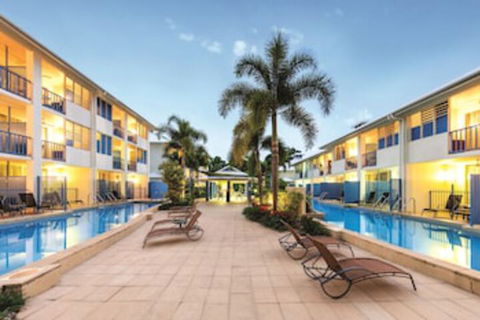 Silkari Lagoons Port Douglas - Accommodation Gladstone 0
