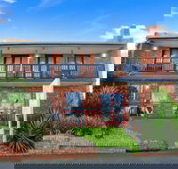 Tudor Motor Inn Warrnambool - Accommodation Gladstone