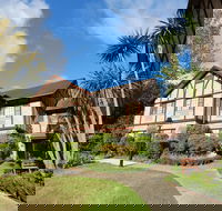 Grand Mercure The Hills Lodge - Accommodation Gladstone