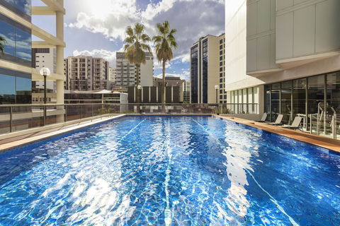 Amora Hotel Brisbane - Accommodation Gladstone 1