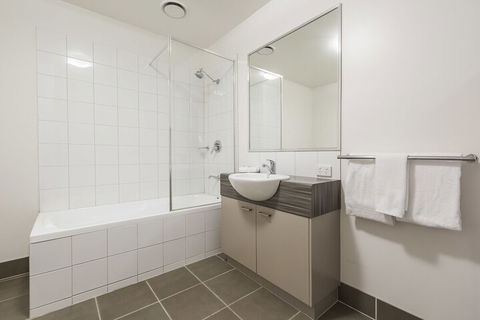 Quest Sale - Accommodation Gladstone 4