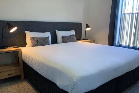 Quest Sale - Accommodation Gladstone 3