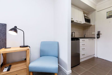Quest Sale - Accommodation Gladstone 6