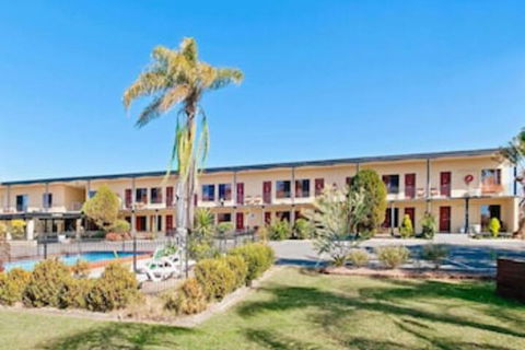 Comfort Inn Country Plaza Taree - Accommodation Gladstone 0