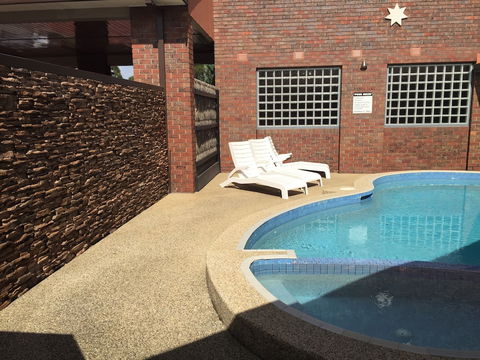 Hotel Bruce County - Accommodation Gladstone 4