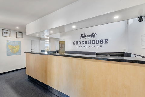 Coach House Launceston - Accommodation Gladstone 3
