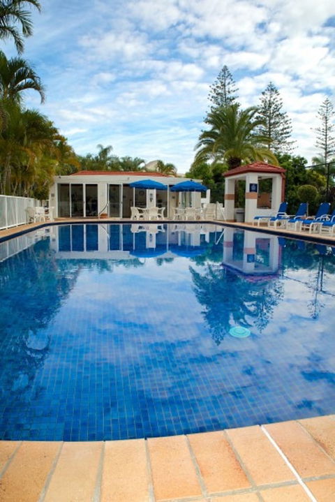 Surf Parade Resort - Accommodation Gladstone 4