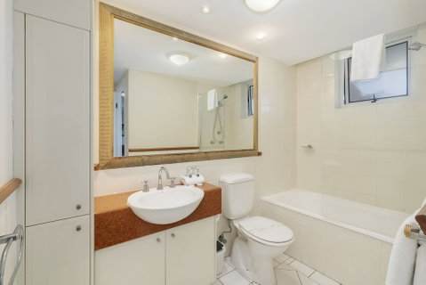 Burleigh Mediterranean Resort - Accommodation Gladstone 1
