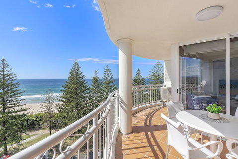 Burleigh Mediterranean Resort - Accommodation Gladstone 3