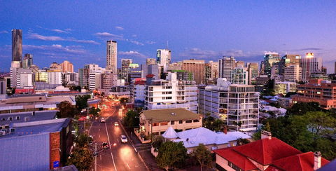 The Summit Apartments - Accommodation Gladstone 0