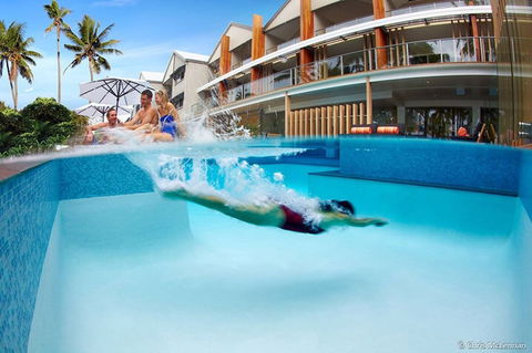Castaways Resort & Spa Mission Beach - Accommodation Gladstone 3
