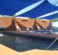 Dragon Phoenix Motel  Restaurant - Accommodation Gladstone