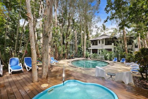 The Reef Retreat - Accommodation Gladstone 0