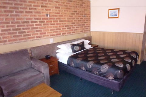 Colonial Motor Inn Bairnsdale - Accommodation Gladstone 7