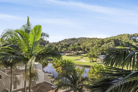 Pacific Bay Resort - Accommodation Gladstone 1