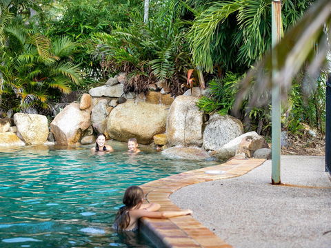 Cardwell Beachcomber Motel And Tourist Park - Accommodation Gladstone 2