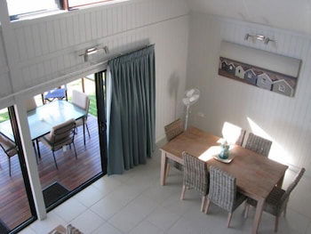 Cardwell Beachcomber Motel And Tourist Park - Accommodation Gladstone 4