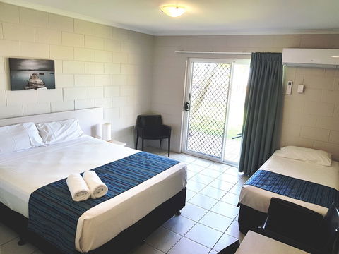 Cardwell Beachcomber Motel And Tourist Park - Accommodation Gladstone 3