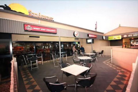 Sundowner Motel Hotel - Accommodation Gladstone 5