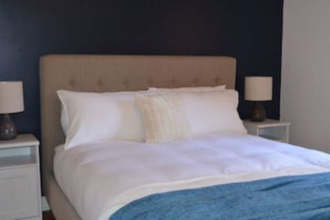 Bella Cosa Bed & Breakfast - Accommodation Gladstone 0