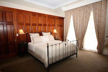 Carlyle House B & B - Accommodation Gladstone 6