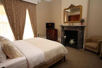 Carlyle House B & B - Accommodation Gladstone 3
