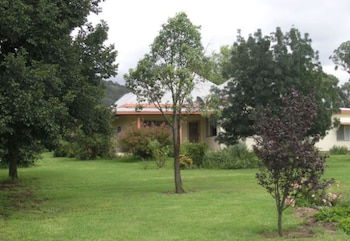 Old Bara Guesthouse - Accommodation Gladstone 3