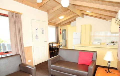 Discovery Parks â€“ Melbourne - Accommodation Gladstone 4