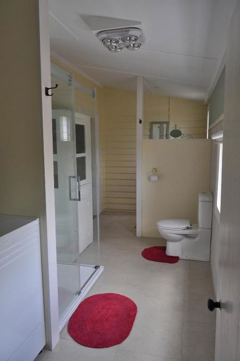 Beths Cottage Roaring 40s - Accommodation Gladstone 2
