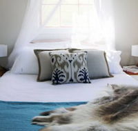 Wines for Joanie Cottage - Accommodation Gladstone