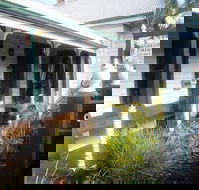 Daly View Bed  Breakfast - Accommodation Gladstone