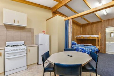Millicent Hillview Caravan Park - Accommodation Gladstone 3