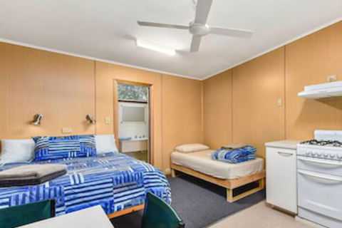 Millicent Hillview Caravan Park - Accommodation Gladstone 4