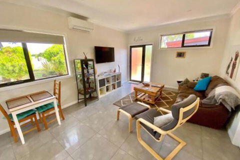 Jacaranda Wey B & B - Accommodation Gladstone 7