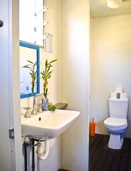 The Eco Beachcamp Retreat - Accommodation Gladstone 4