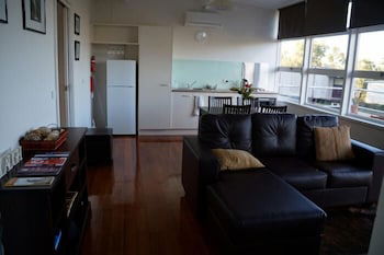 Harmony At Tower Hill - Accommodation Gladstone 3