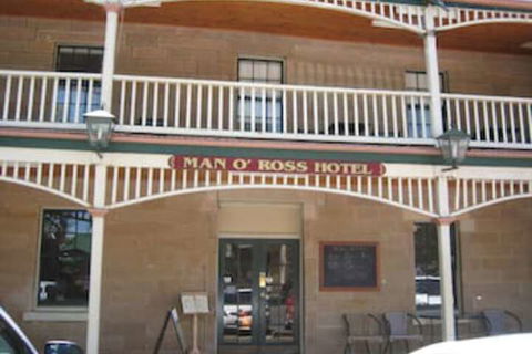 Ross Hotel - Accommodation Gladstone 0