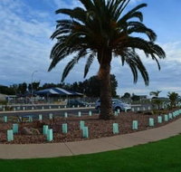 Wallaroo Holiday Park - Accommodation Gladstone