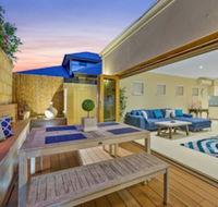 Sorrento Beach Manor - Accommodation Gladstone