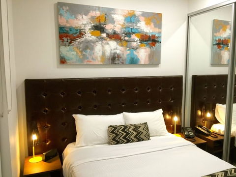 Whitehorse Apartment Hotel - Accommodation Gladstone 3