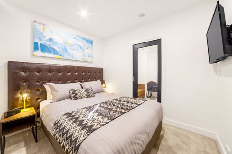 Whitehorse Apartment Hotel - Accommodation Gladstone 2