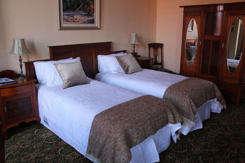 Turret House - Accommodation Gladstone 7